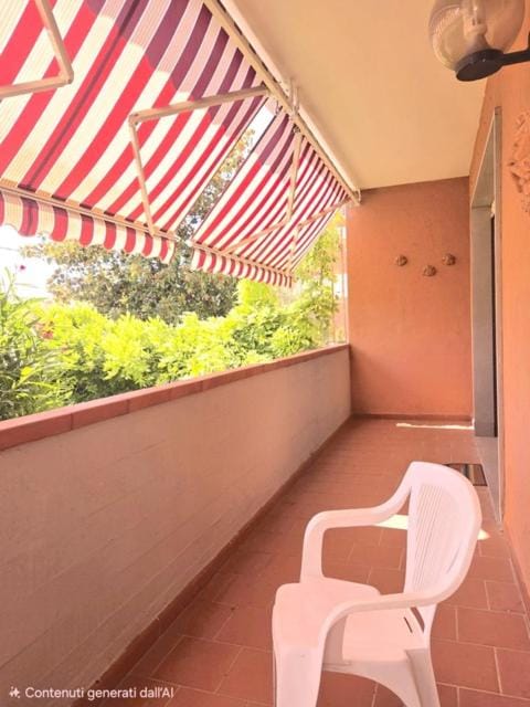 Villa with Newly Redesigned Garden, Between the Sea & Marble Mountains Villa in Carrara