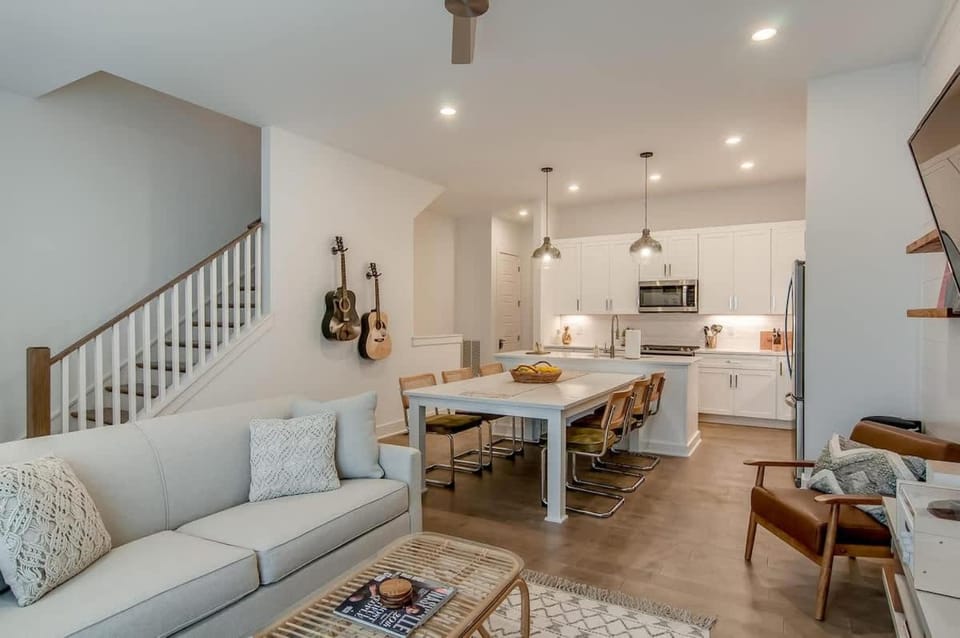 Aloha Nashville by Stay Local Nashville House in East Nashville