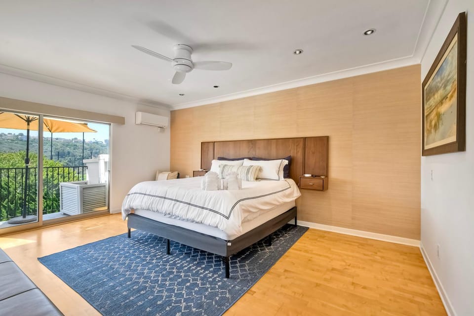 Pool, Hot Tub, Steps To Omni La Costa Apartment in Carlsbad
