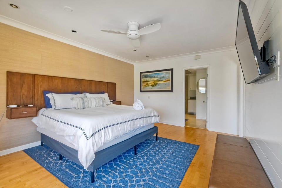 Pool, Hot Tub, Steps To Omni La Costa Apartment in Carlsbad