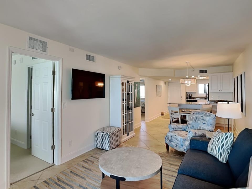 Seaside 403 Apartment in Estero Island