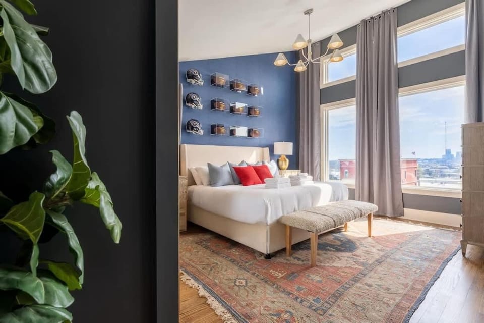 Bustling Broadway by Stay Local Nashville House in East Nashville