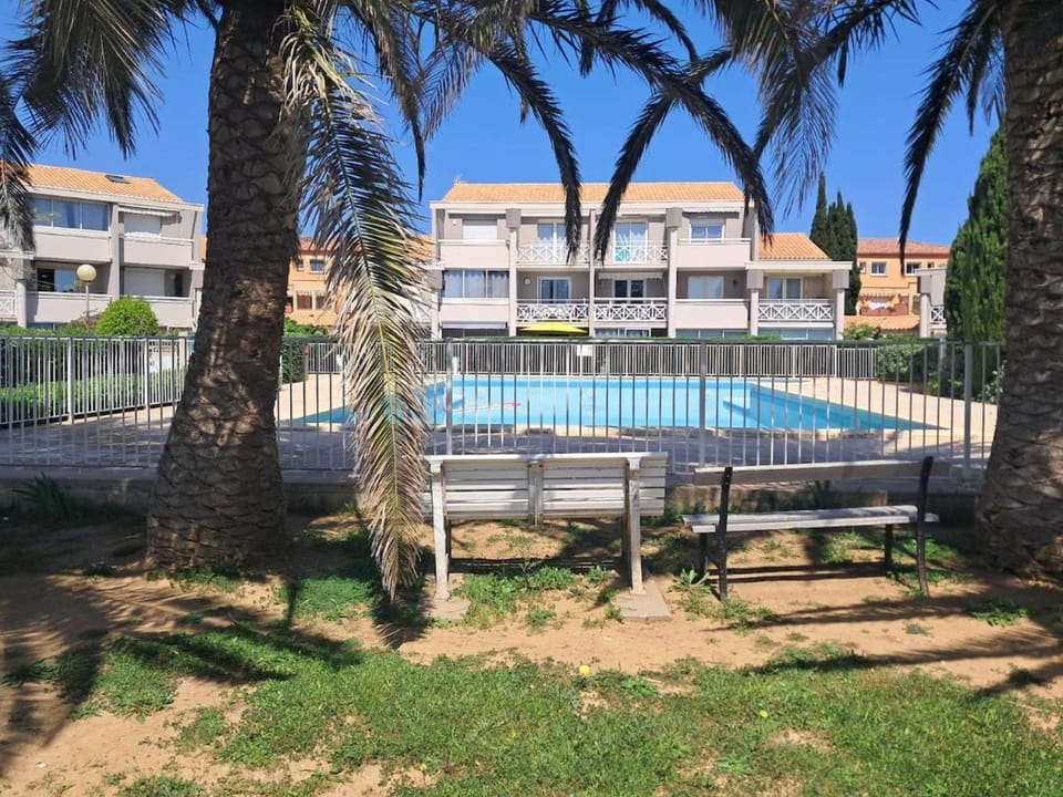 Maison fleurs des sables Apartment in Occitanie