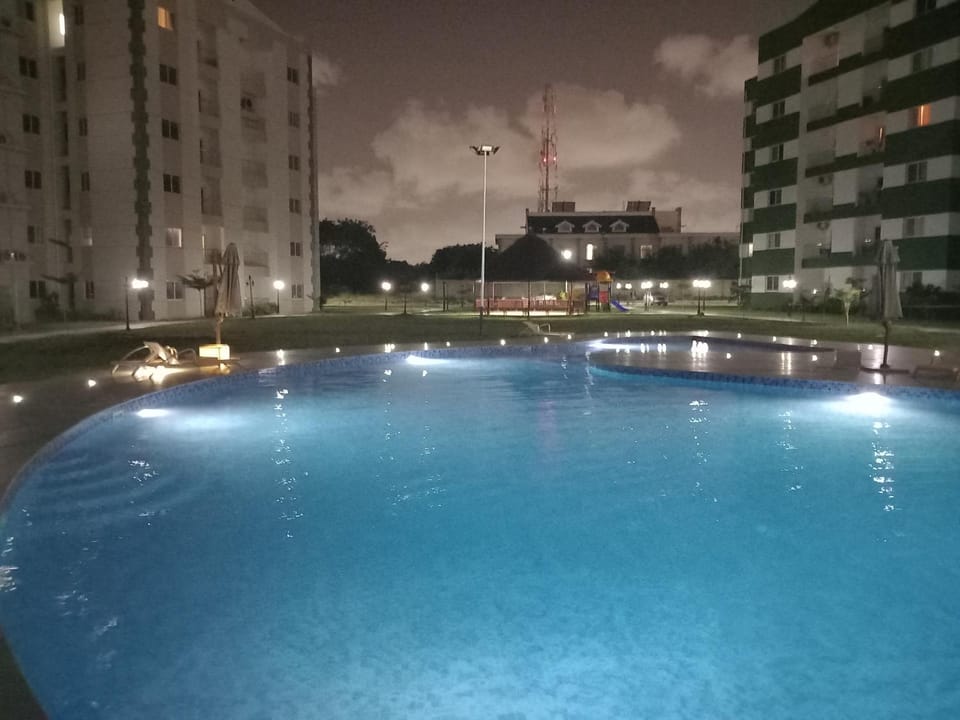 Swimming pool, Swimming pool