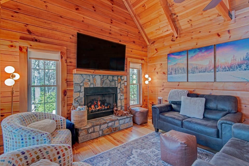 Squirrel's Leap House in Sugar Mountain