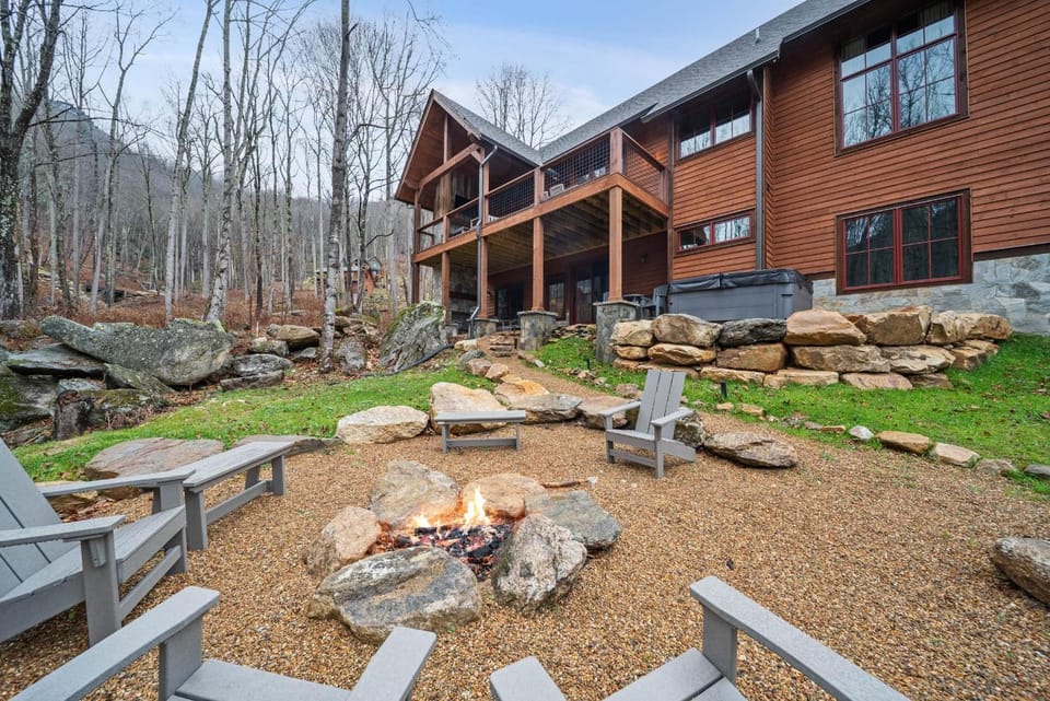 Vesper Lodge at Eagles Nest House in Watauga