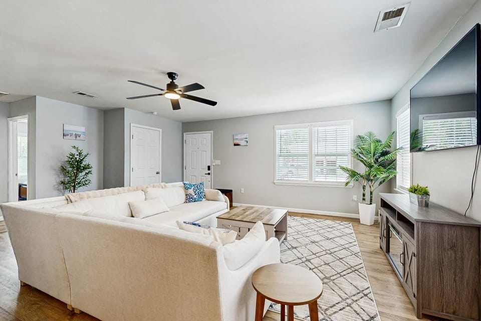 Hanahan Hideaway House in Goose Creek