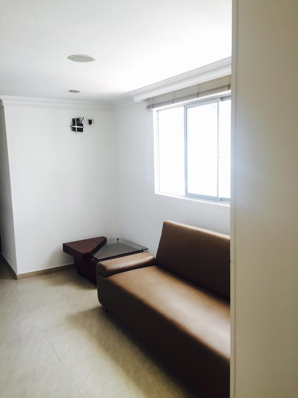 Day, Living room