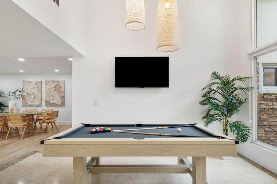 Sunny Daze - Heated Pool - Billiards - Games House in Placentia