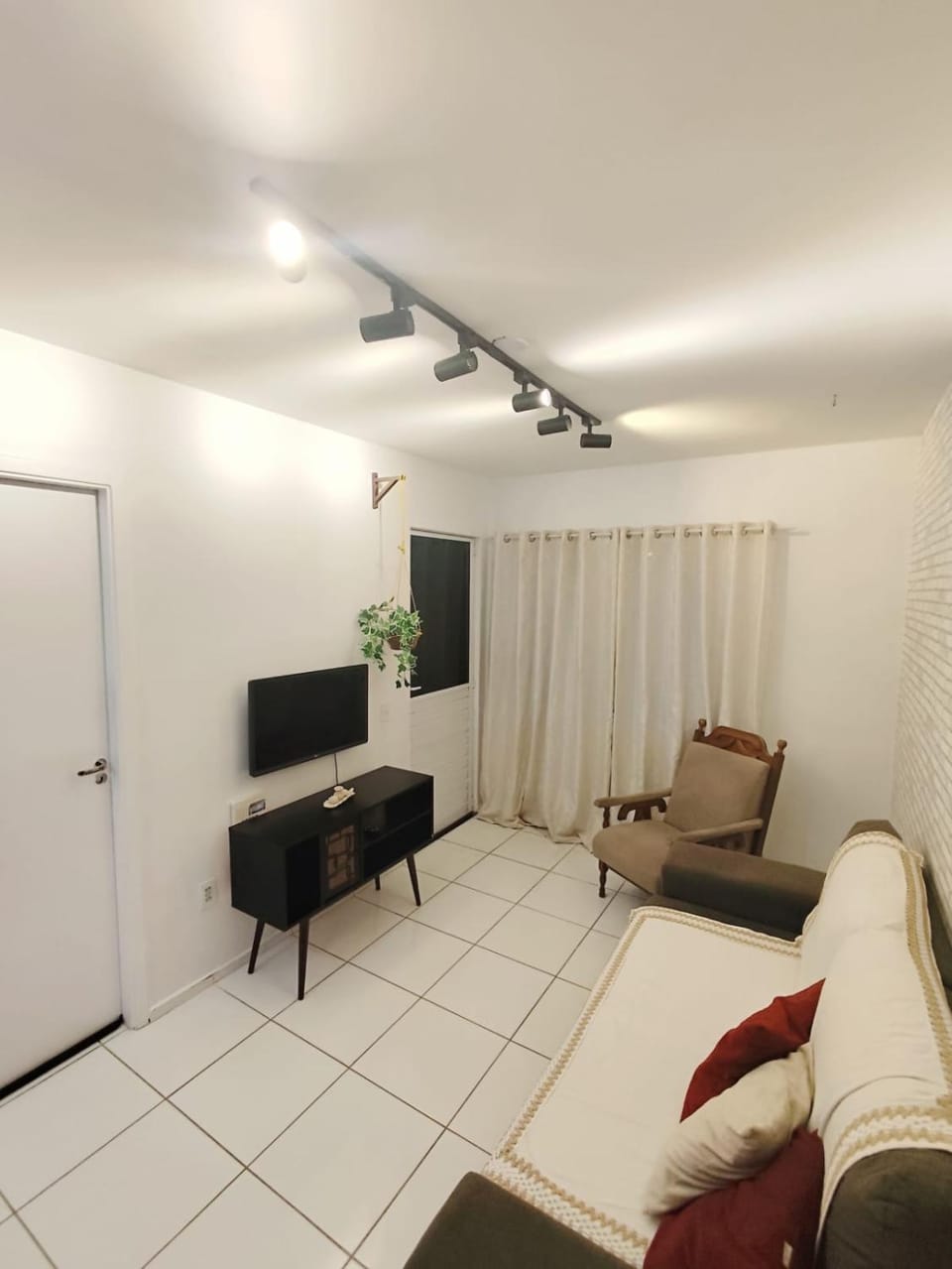 Communal lounge/ TV room, Living room, Seating area