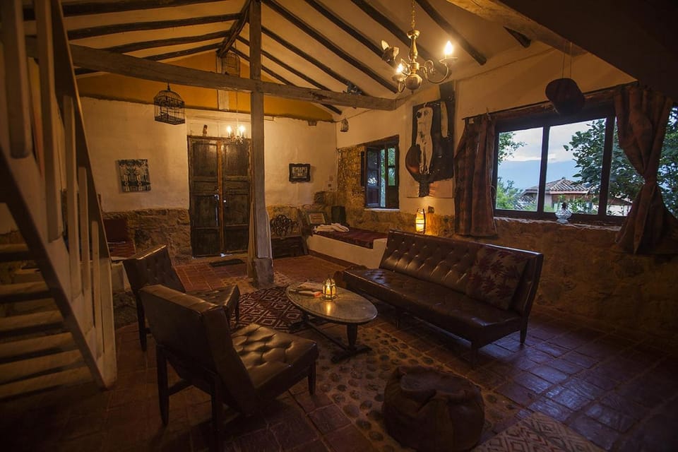 Communal lounge/ TV room