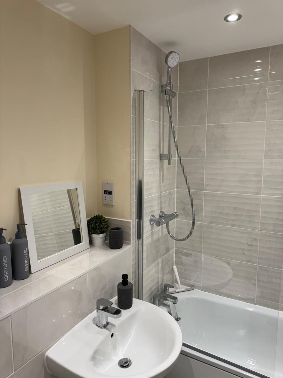 Trent View - New House in Branston, Staffordshire Apartment in Burton upon Trent