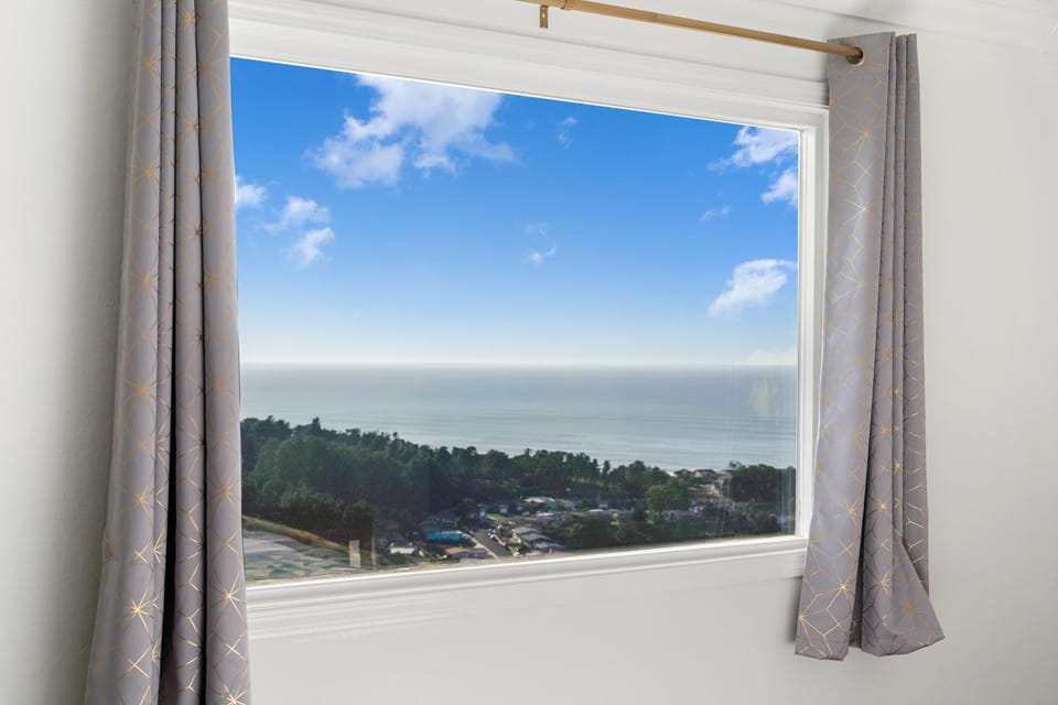 Relaxing 2-Bedroom Oasis in Pacifica Apartment in Pacifica