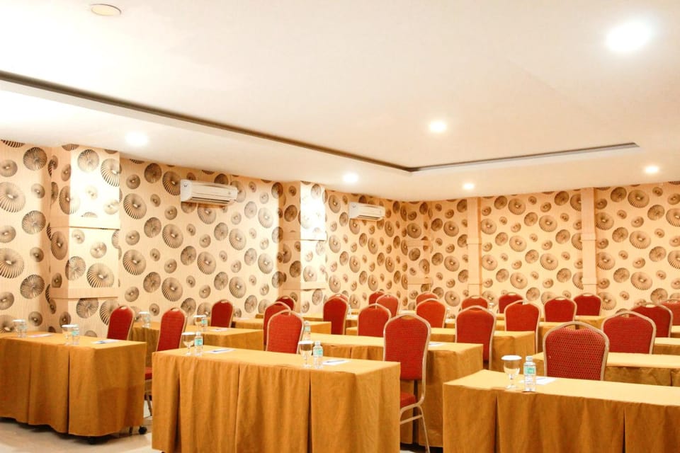 Meeting/conference room