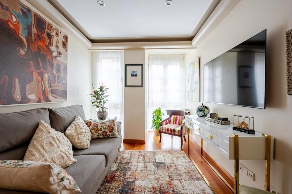 Rosal Privé 17 - Historia, estilo y calma en el corazón de Oviedo Apartment in Oviedo