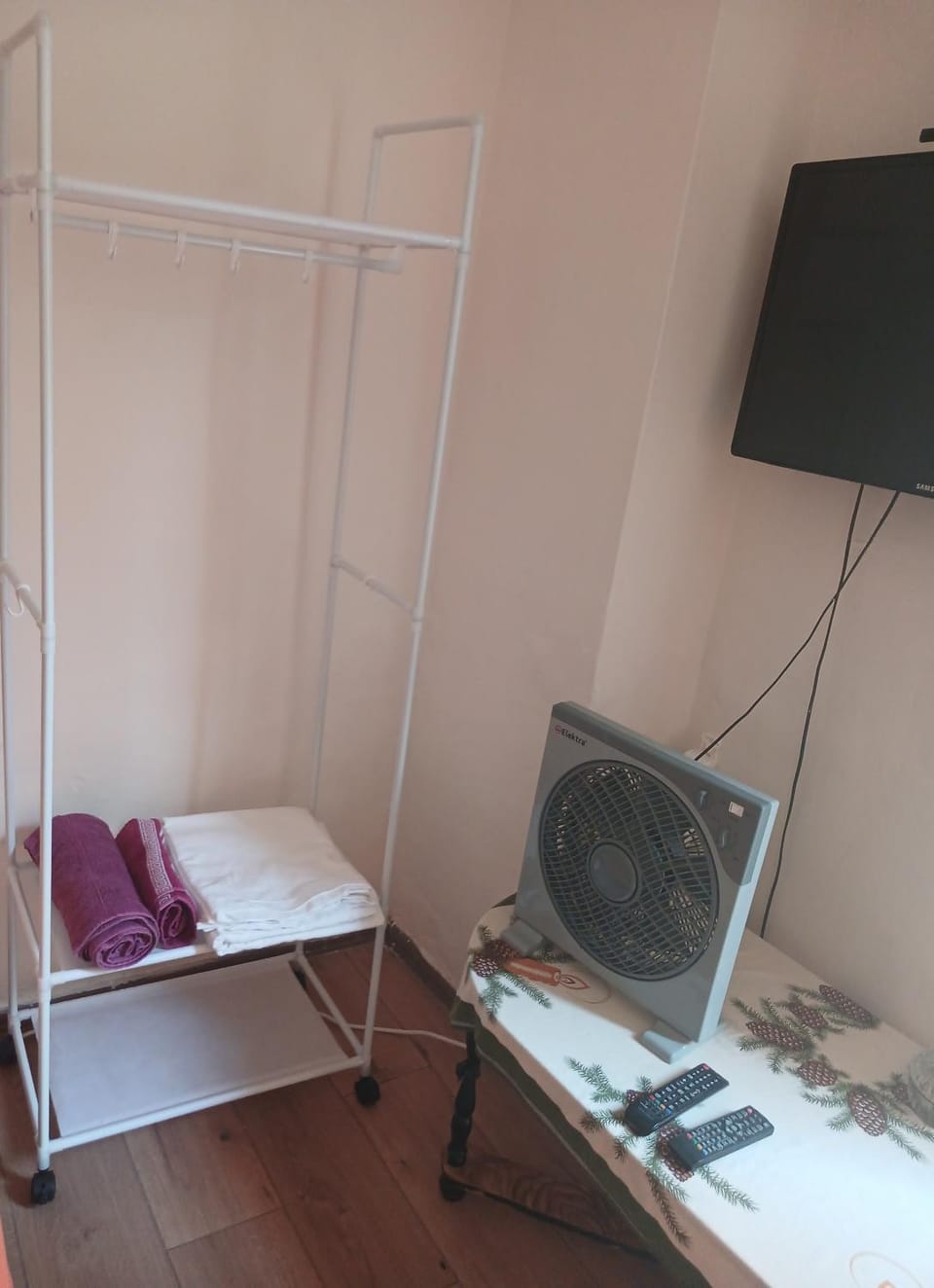 Xhejms Guest House Apartment in Vlorë