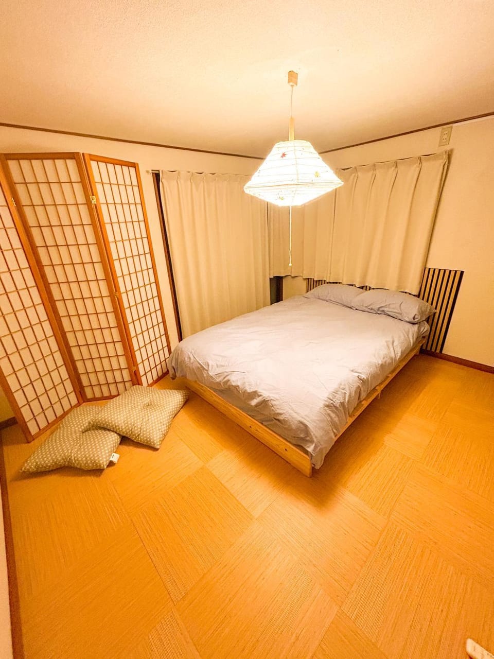 Unique house mixed Japanese and European old style Apartment in Shinjuku