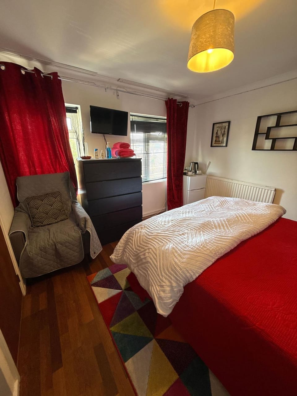 Bed, Decorative detail, Bedroom