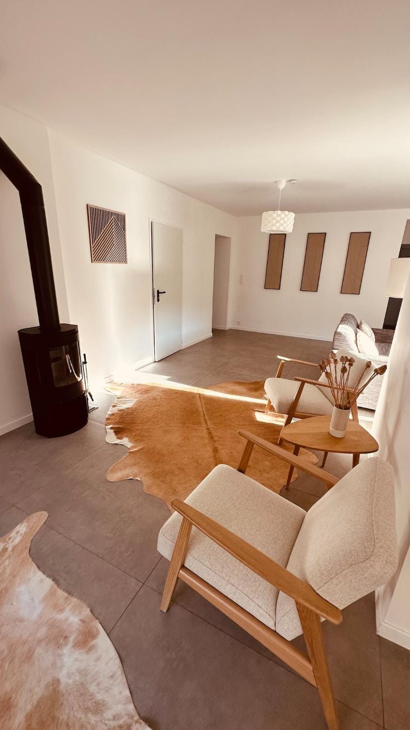 TheRiverside House in Wallonia, Belgium