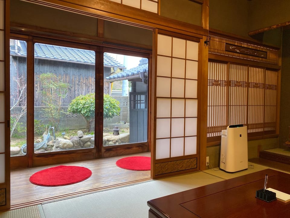 Inner courtyard view