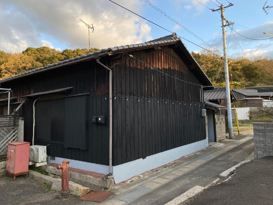 Property building, Day