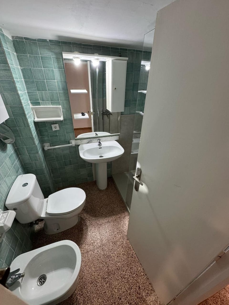 Shower, Toilet, Bathroom