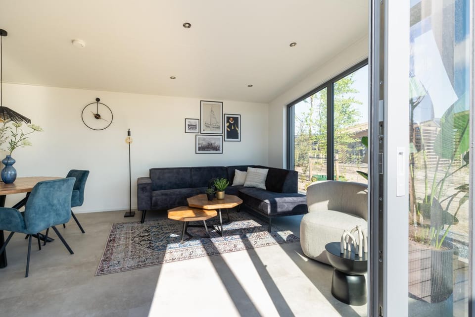 Enkhuizer Strand Chalet Suydersee Huys Nr 462 House in Flevoland, Netherlands