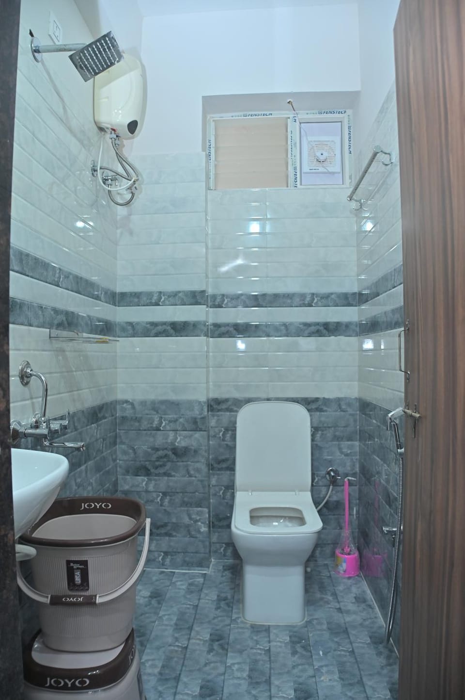Penthouse 2 BHK Fully Furnished with Amazing City View Apartment in Hyderabad