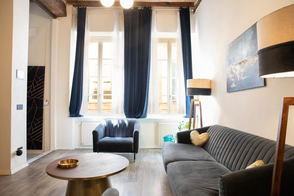 Communal lounge/ TV room, Living room