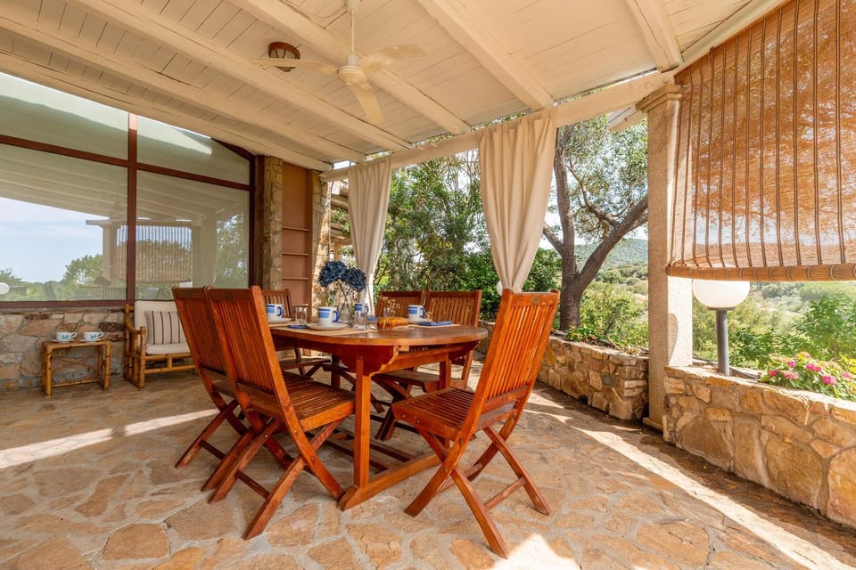 Patio, Garden, View (from property/room), Dining area, Garden view