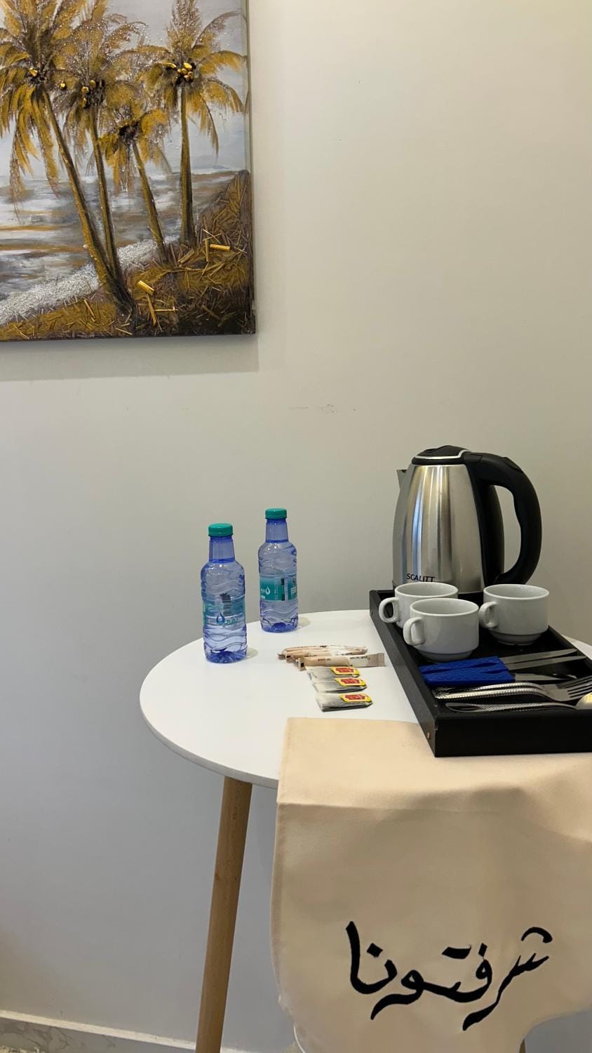 Modern & Close to Airport Apartment مسكن عصري بالقرب من المطار غرفة و صالة Apartment in Riyadh