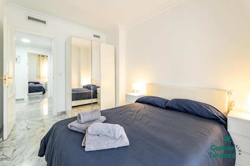 Apartamento moderno en Huelva centro con parking Apartment in Huelva