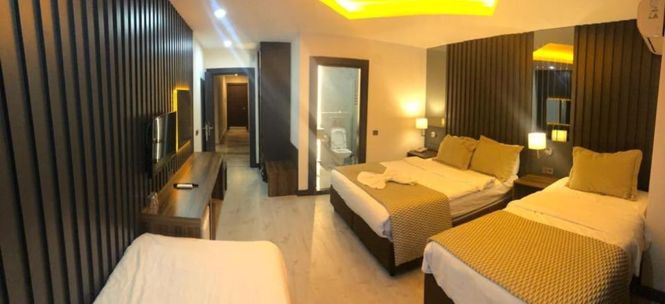 Grand Ezel Hotel Hotel in Mersin
