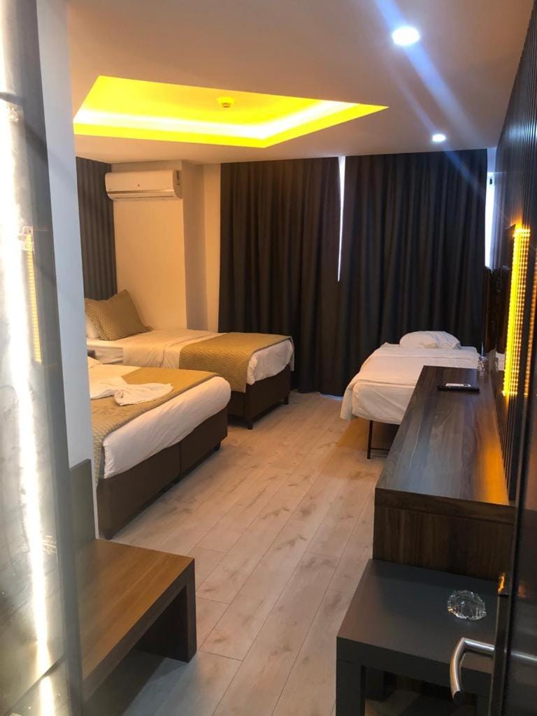 Grand Ezel Hotel Hotel in Mersin