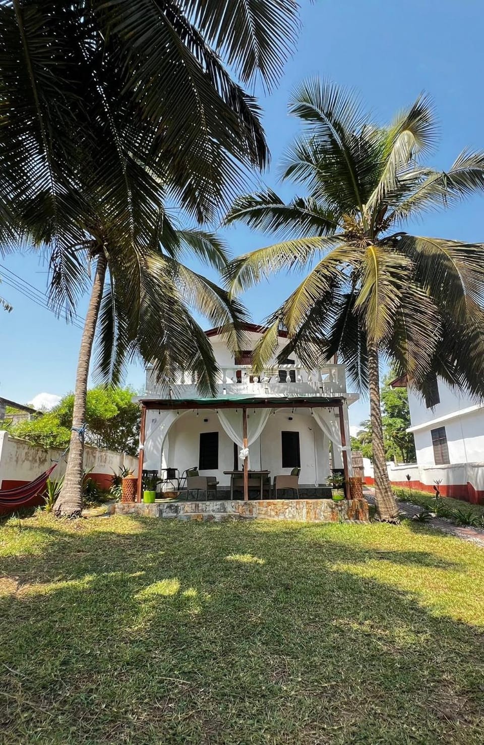 Property building, Day