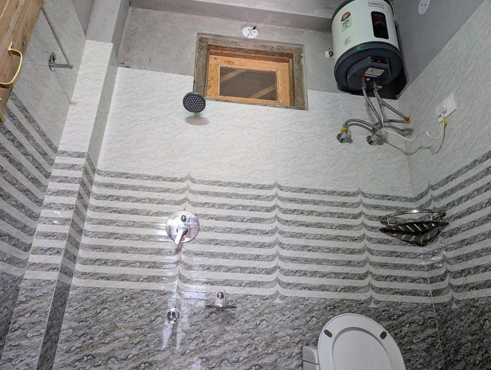 Omaxe Hazratganj- Healing Staytion- Lucknow Apartment in Lucknow