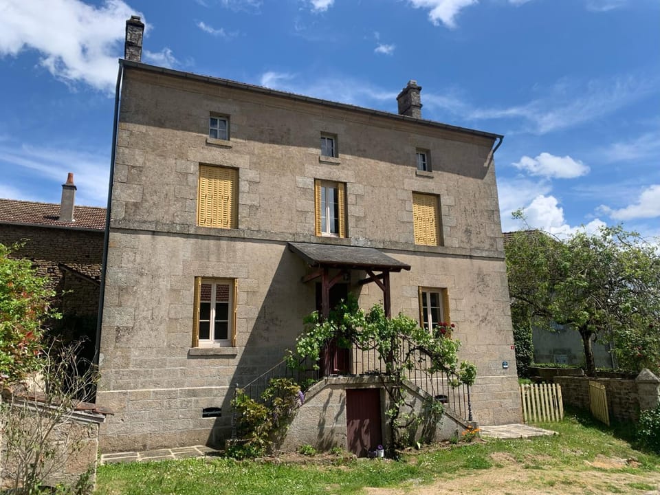 Gite Chez Charles House in Nouvelle-Aquitaine