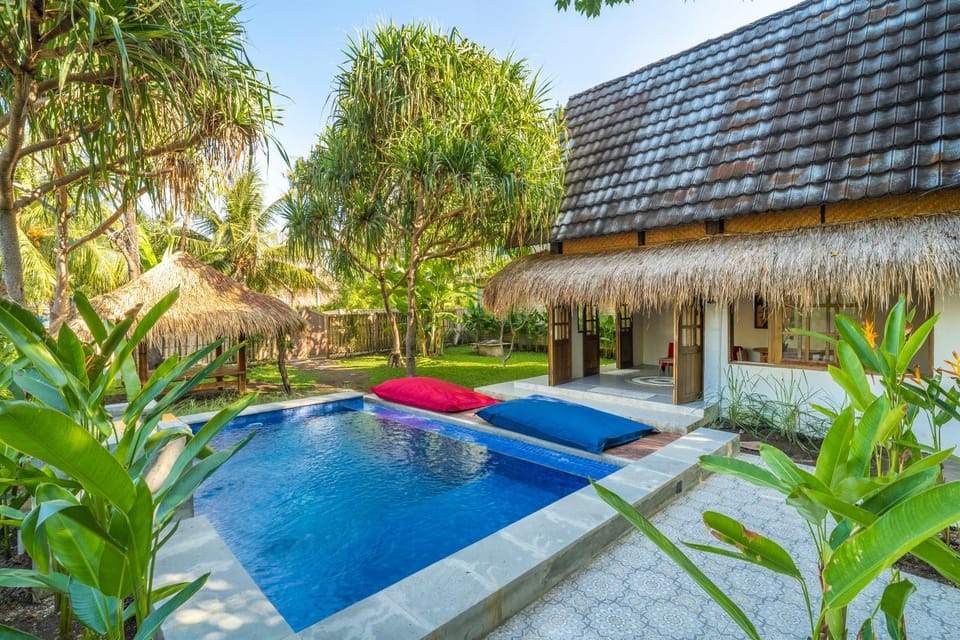 Property building, Day, Garden, Seating area, Garden view, Pool view, Swimming pool