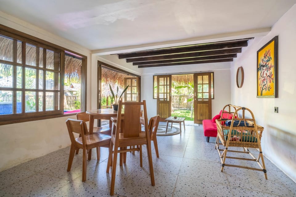 View (from property/room), Living room, Seating area, Dining area, Garden view, Pool view, cot