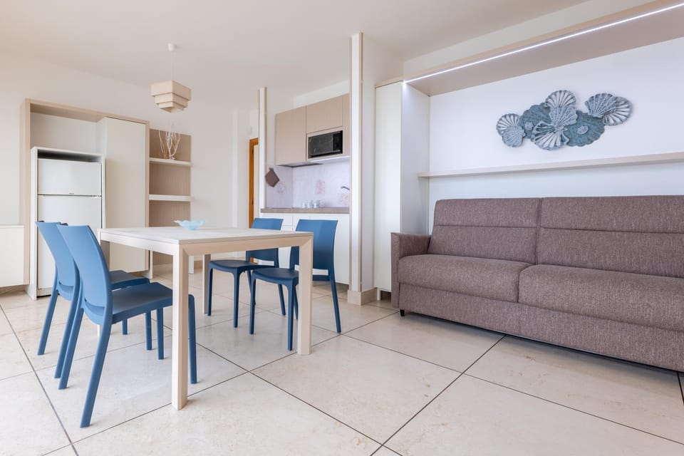 Torre Pali Beachside Retreat House in Apulia
