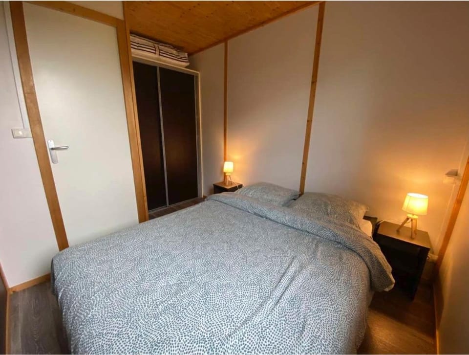 Chalet dans le Perche Campground/ 
RV Resort in Normandy