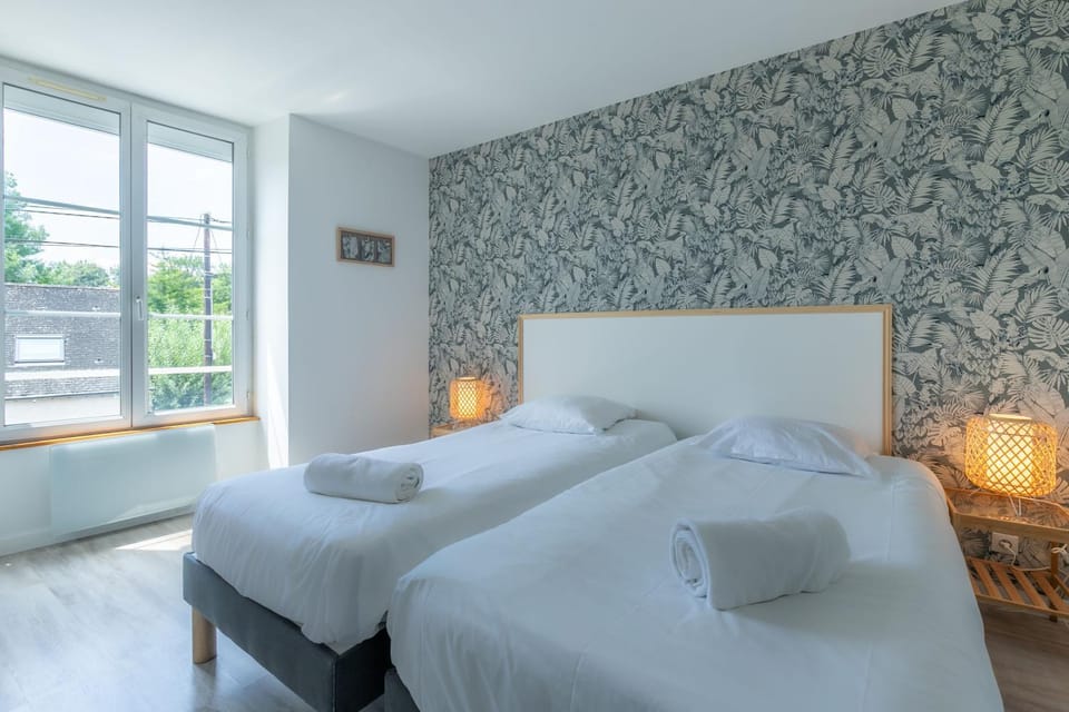 Les Oberlins 2 Appartements, Cour, BBQ & Parking House in Centre-Val de Loire