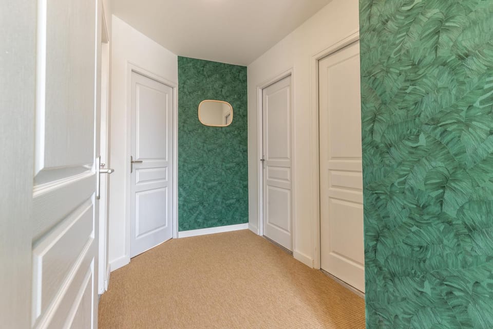 Les Oberlins 2 Appartements, Cour, BBQ & Parking House in Centre-Val de Loire