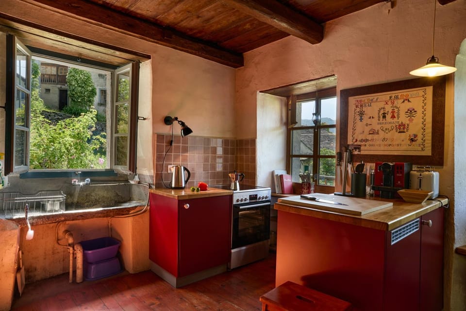 Kitchen or kitchenette, stove