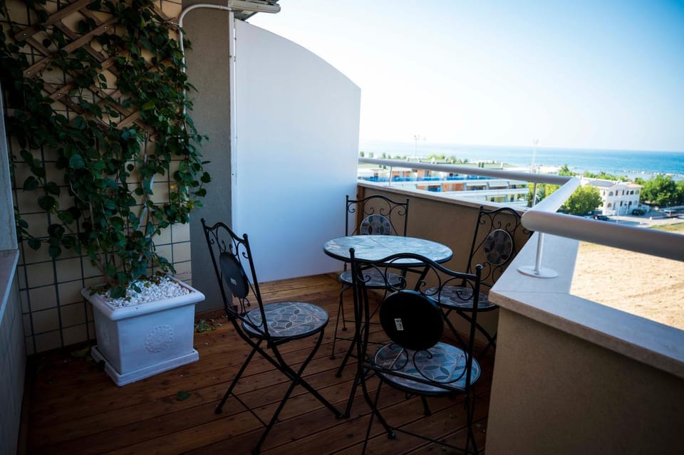 Day, View (from property/room), Balcony/Terrace, Sea view