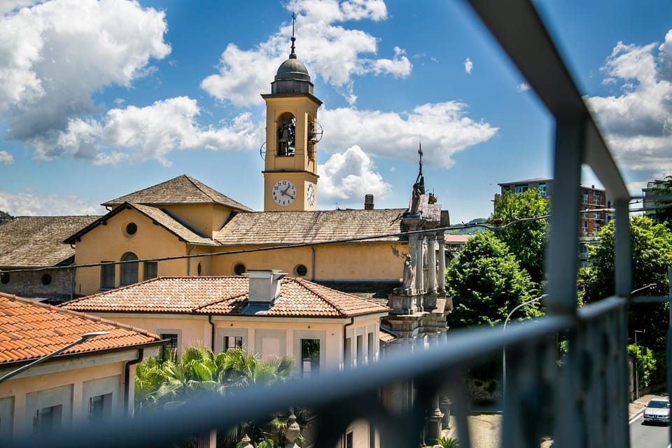 Neighbourhood, City view, Street view