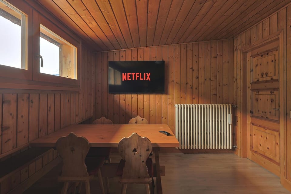 TV and multimedia, Evening entertainment, internet