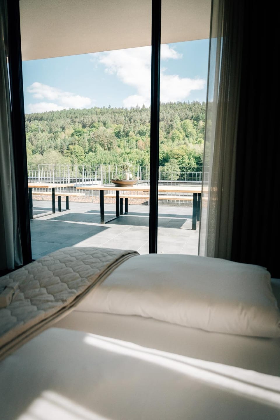 Bed, Natural landscape, View (from property/room), Balcony/Terrace, Mountain view