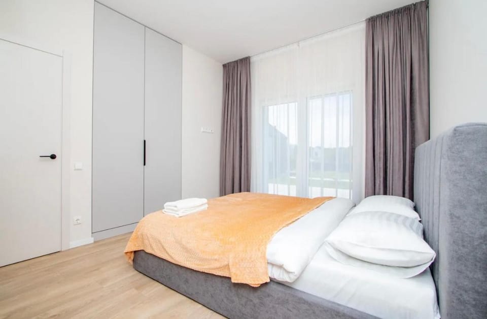 Oranžiniai apartamentai Apartment in Palanga