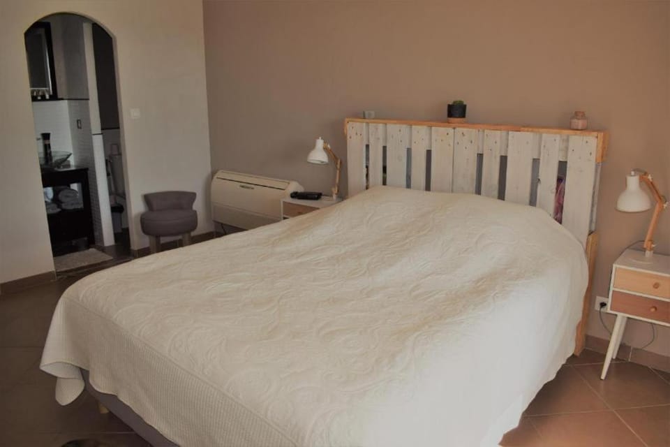Chambre la canauloise Bed and Breakfast in Occitanie